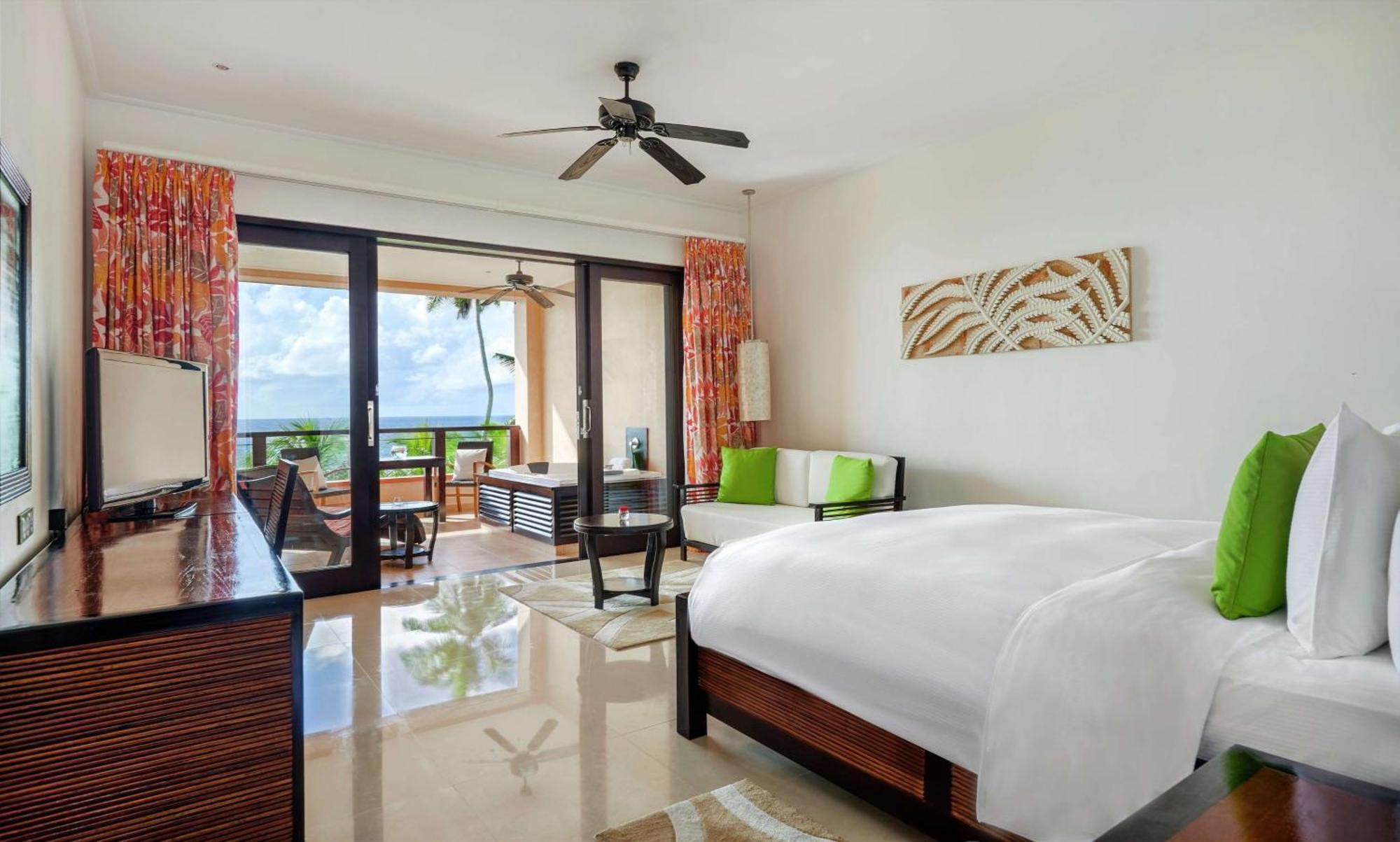 Doubletree By Hilton Seychelles Allamanda & Resort Takamaka