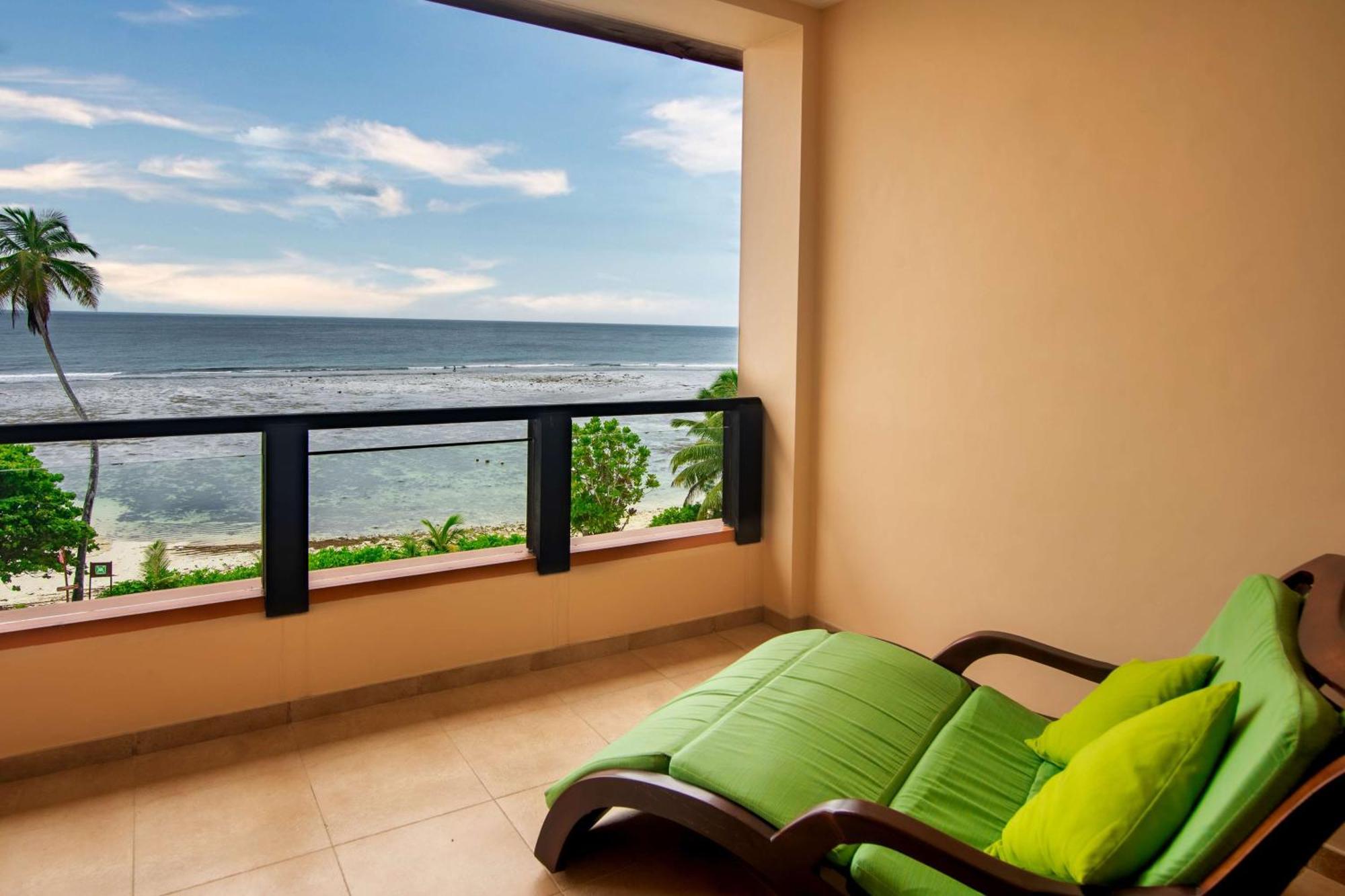 Resort Doubletree By Hilton Seychelles Allamanda & 4*