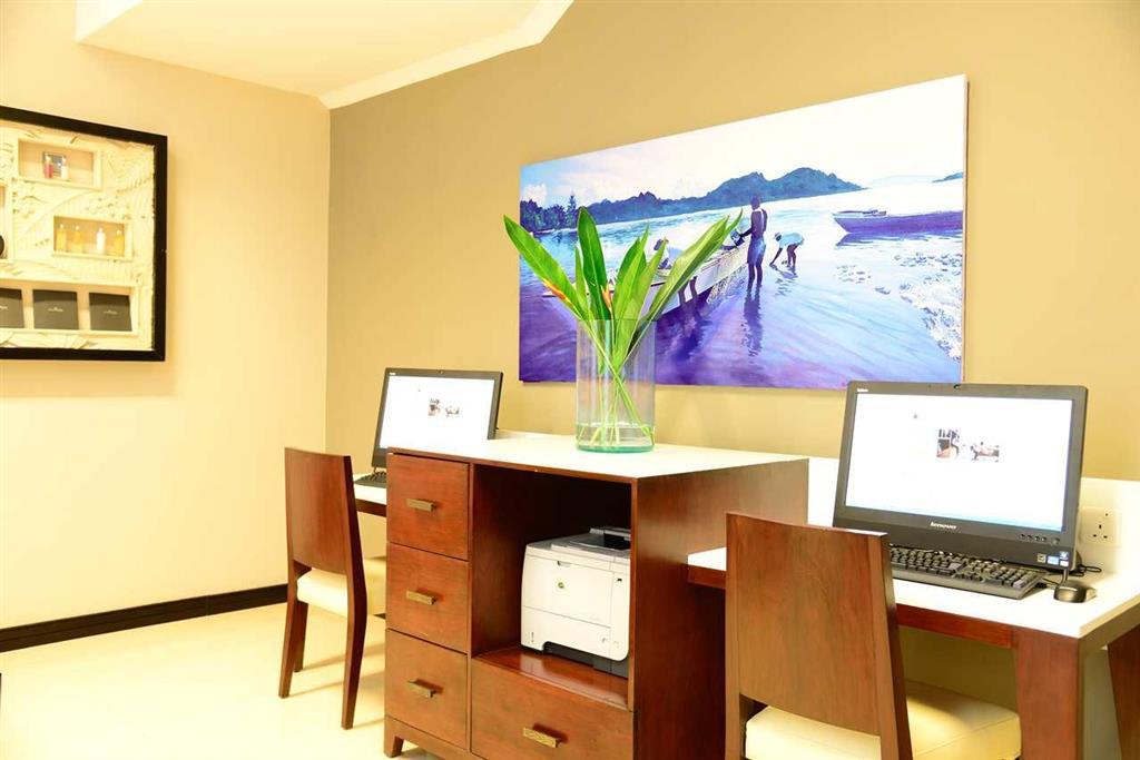 Resort Doubletree By Hilton Seychelles Allamanda & 4*