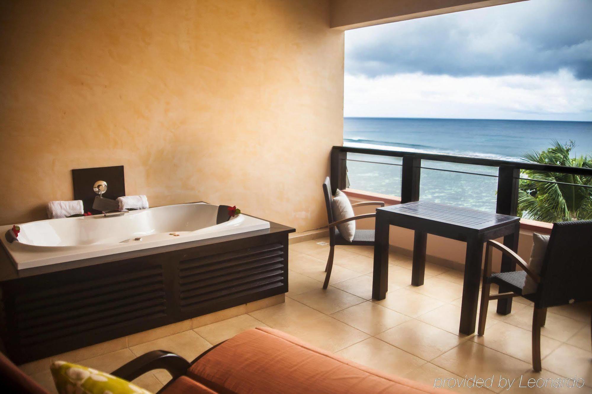Resort Doubletree By Hilton Seychelles Allamanda & 4*