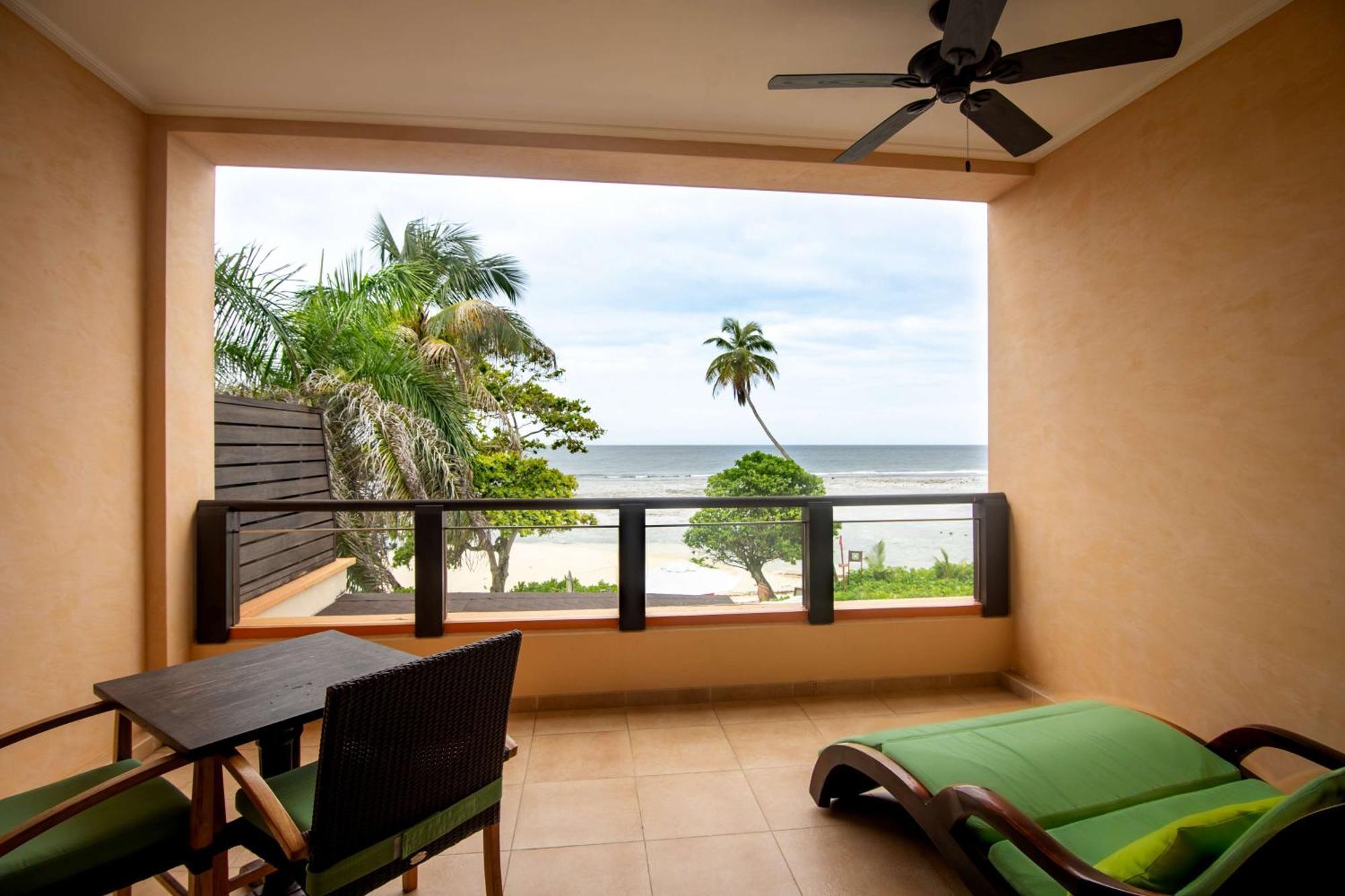 Doubletree By Hilton Seychelles Allamanda &