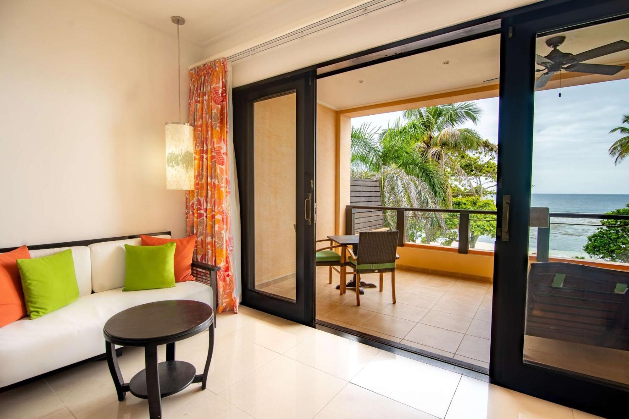Doubletree By Hilton Seychelles Allamanda & Station touristique 4*